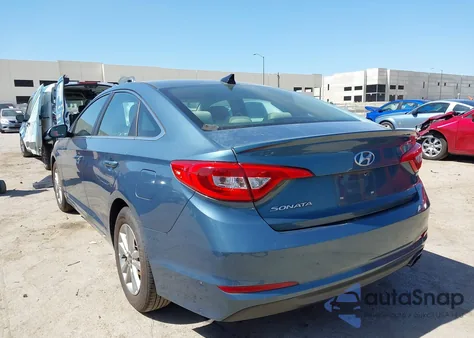 2017 Hyundai Sonata z USA, uszkodzony, nr VIN 5NPE24AF2HH458082